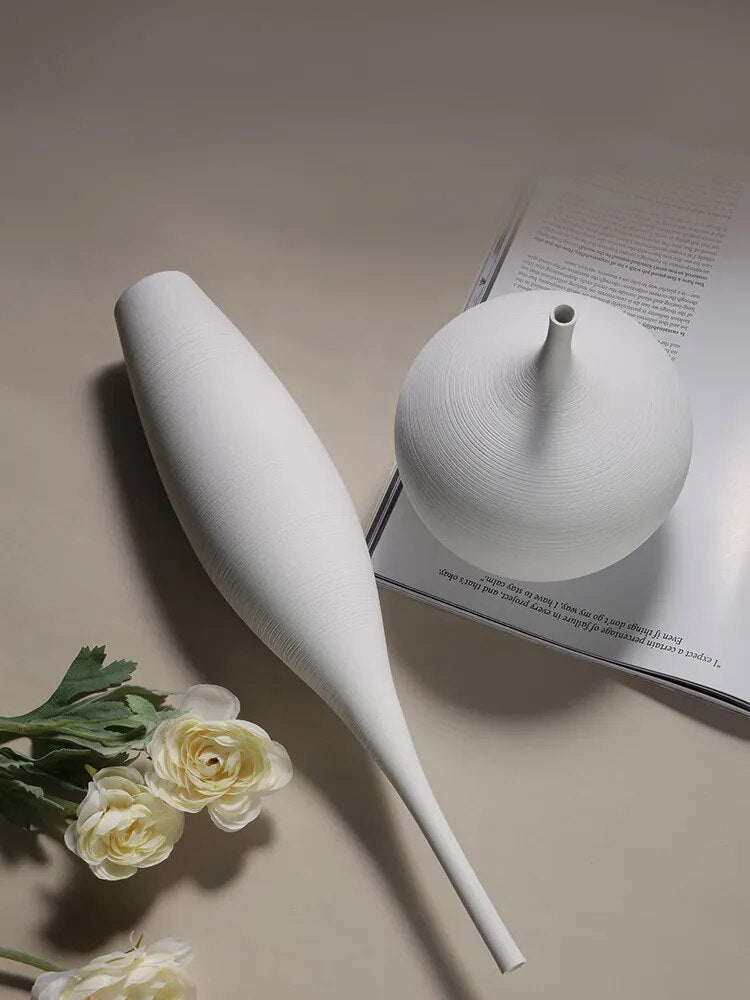 Minimalist Ceramic Vase with Scandinavian-Inspired Design and Matte Finish