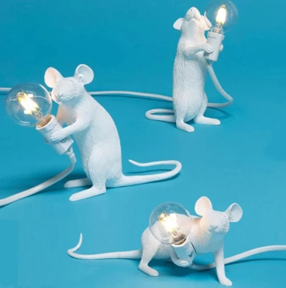 Mouse Table Lamp with Warm Glow and Playful Animal Design