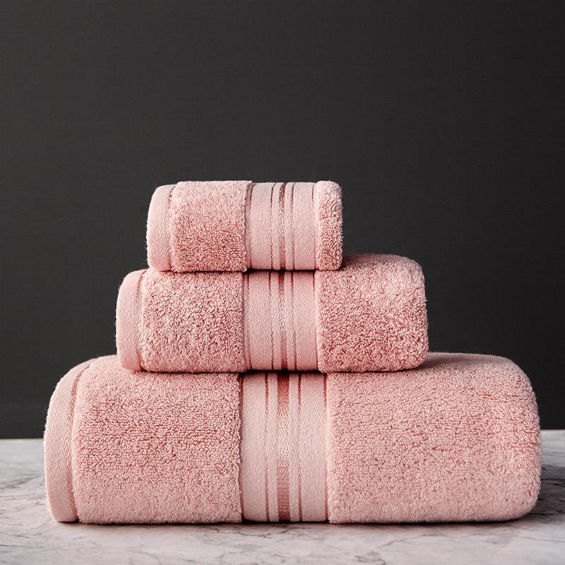 100% Egyptian Cotton Towels for Softness and Absorbency