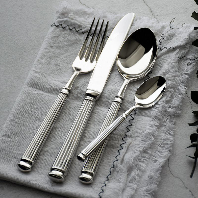 18/10 Stainless Steel Cutlery Set with Refined Finish and Polished Design