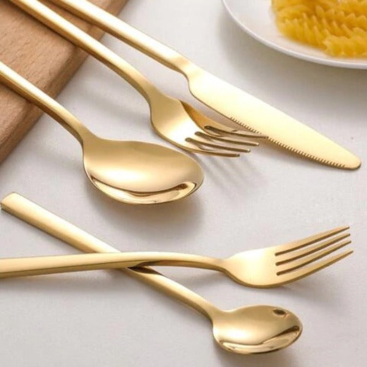 30-Piece 18/10 Stainless Steel Cutlery Set with Polished Finish for 6 People