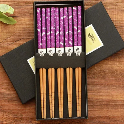 5-Piece Bamboo Chopsticks Gift Set with Decorative Cultural Patterns