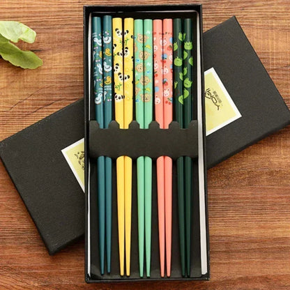 5-Piece Bamboo Chopsticks Gift Set with Decorative Cultural Patterns