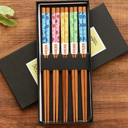 5-Piece Bamboo Chopsticks Gift Set with Decorative Cultural Patterns