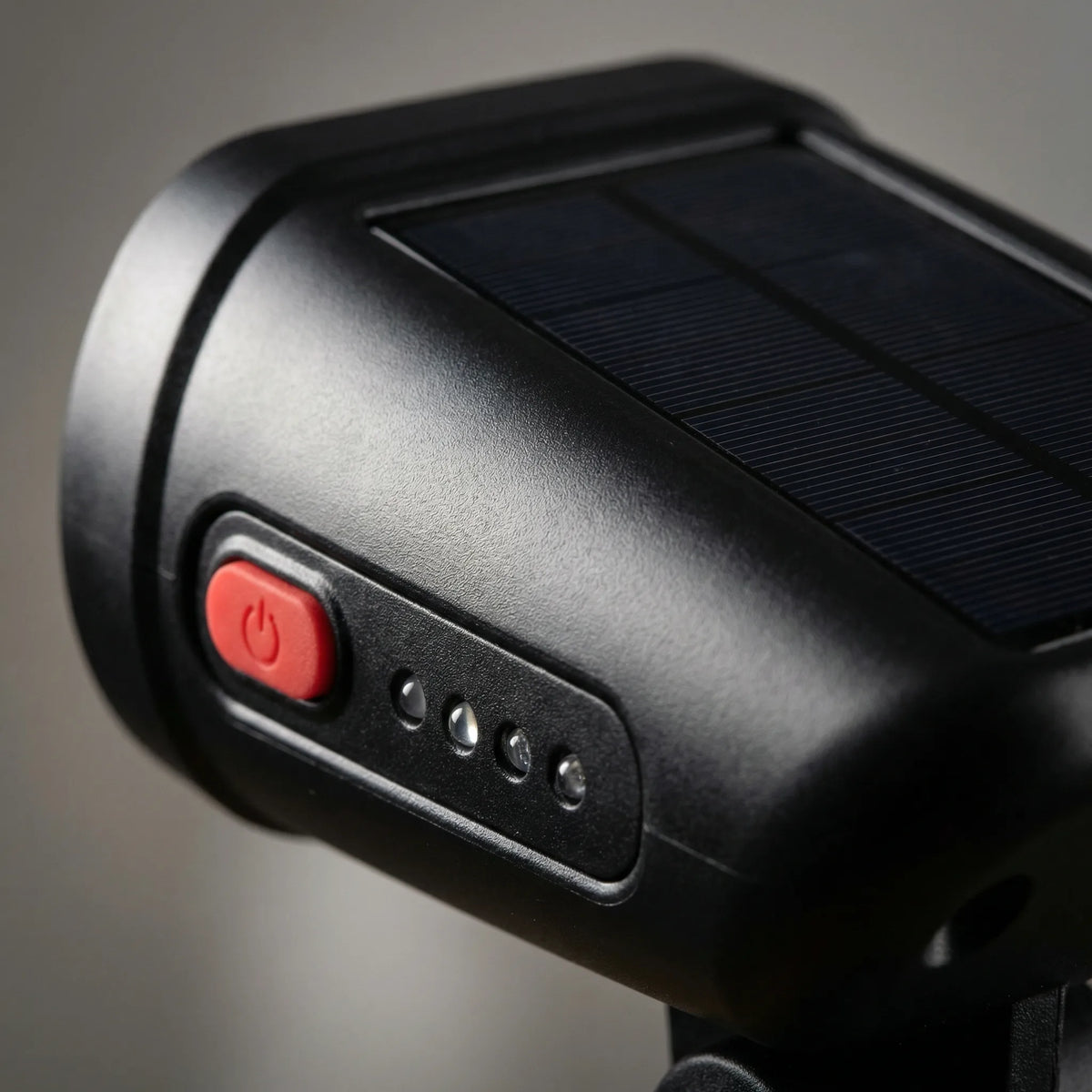Adjustable Solar Outdoor Spotlight with 2 Lighting Modes