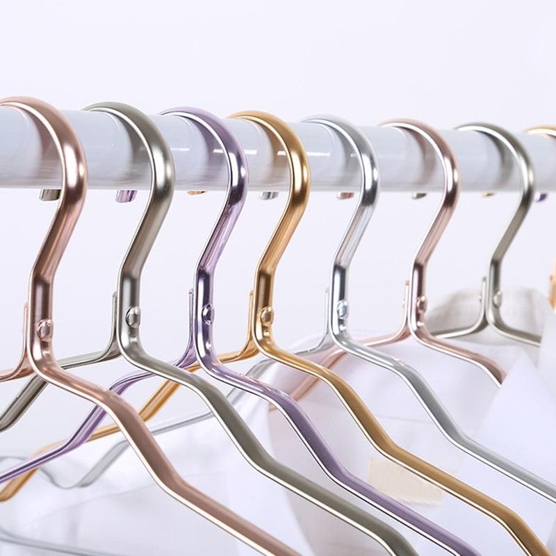 Aluminium Clothes Hangers with Modern Metallic Finish