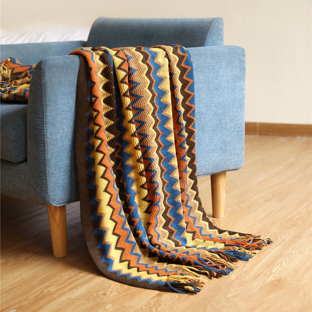 Boho Chevron Throw Blanket with Woven Texture and Decorative Fringes
