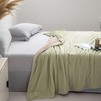 Breathable Cooling Blanket with Lightweight Cotton-Polyester Fabric