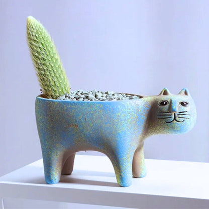 Cat-Shaped Ceramic Plant Pot for Indoor and Outdoor Plant Displays