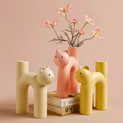 Ceramic Vase with Smooth Glazed Finish and Modern Minimalist Design