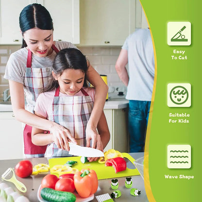 Children’s Kitchen Tool Set with Wooden Knives, Cutters and Baking Tools