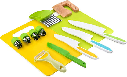 Children’s Kitchen Tool Set with Wooden Knives, Cutters and Baking Tools