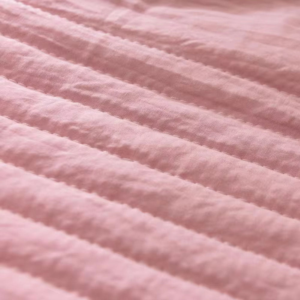 Cooling Blanket with Soft Breathable Fabric for Comfortable Sleep
