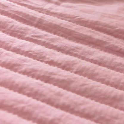 Cooling Blanket with Soft Breathable Fabric for Comfortable Sleep
