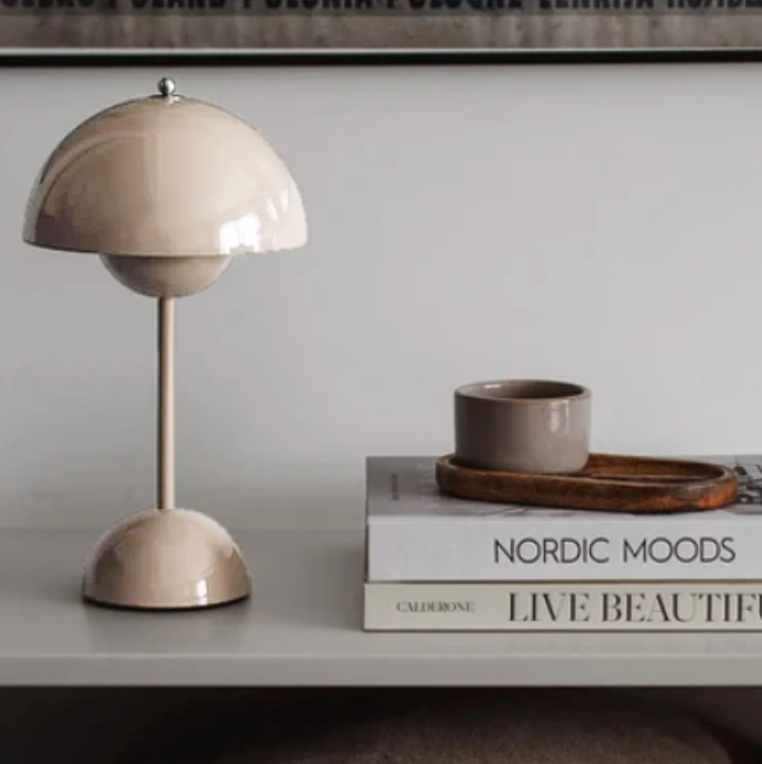 Cordless Retro LED Table Lamp with Touch Brightness Control and Warm White Light