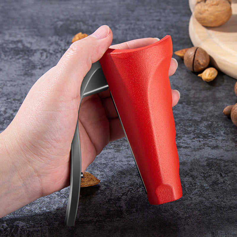 Ergonomic Aluminium Nutcracker with Curved Handle and Serrated Design