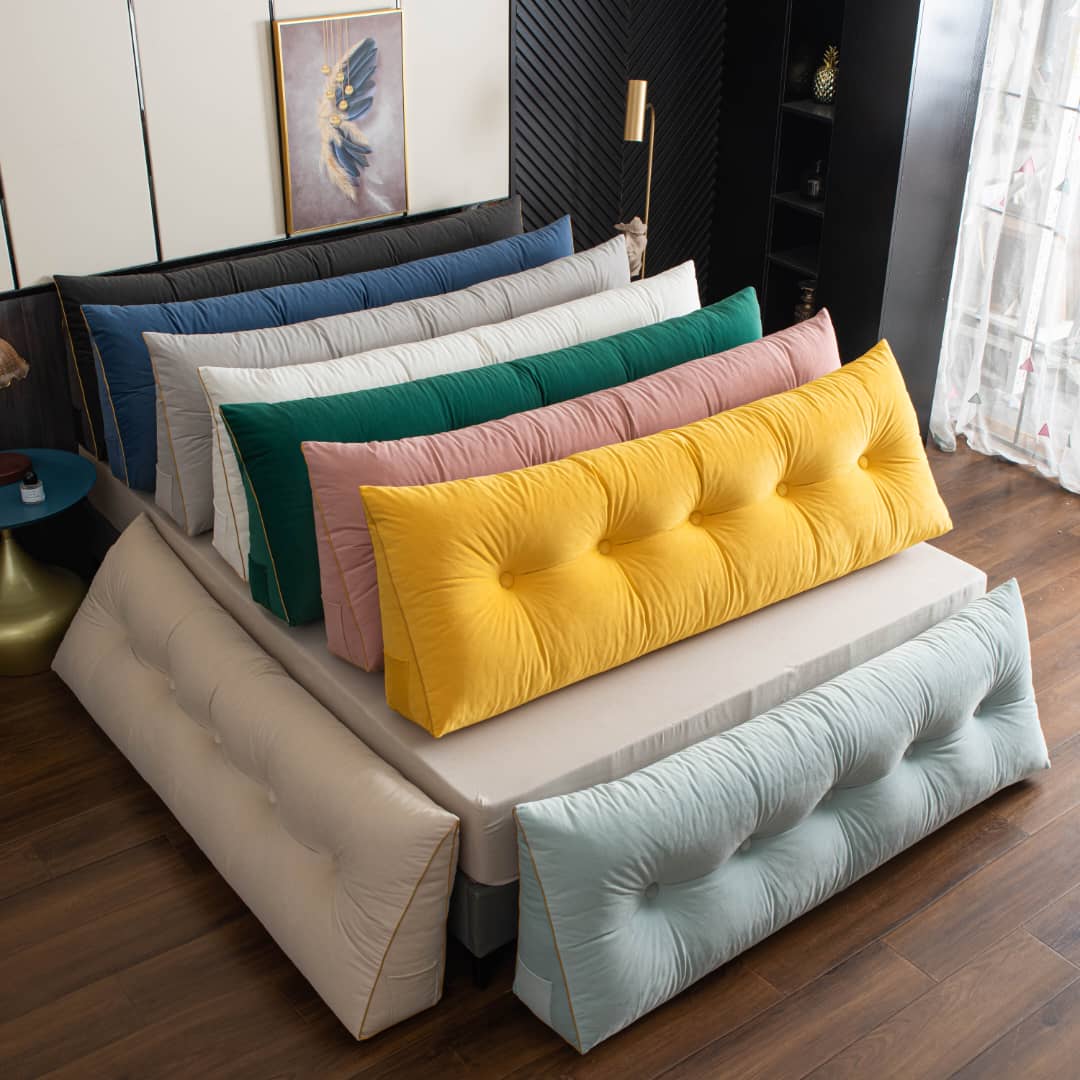 Ergonomic Wedge Cushion with Velour Cotton Cover and Side Pocket