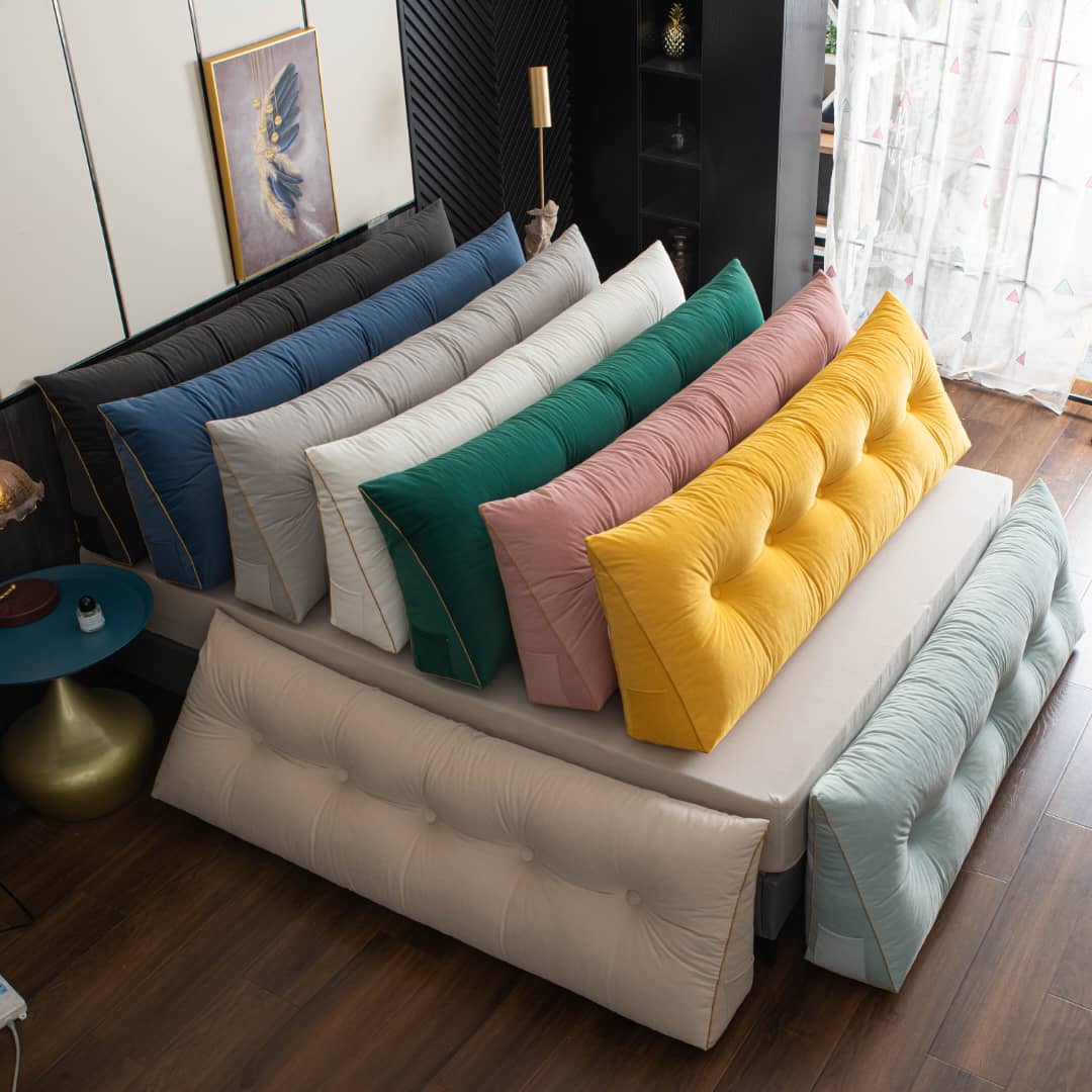 Ergonomic Wedge Cushion with Velour Cotton Cover and Side Pocket