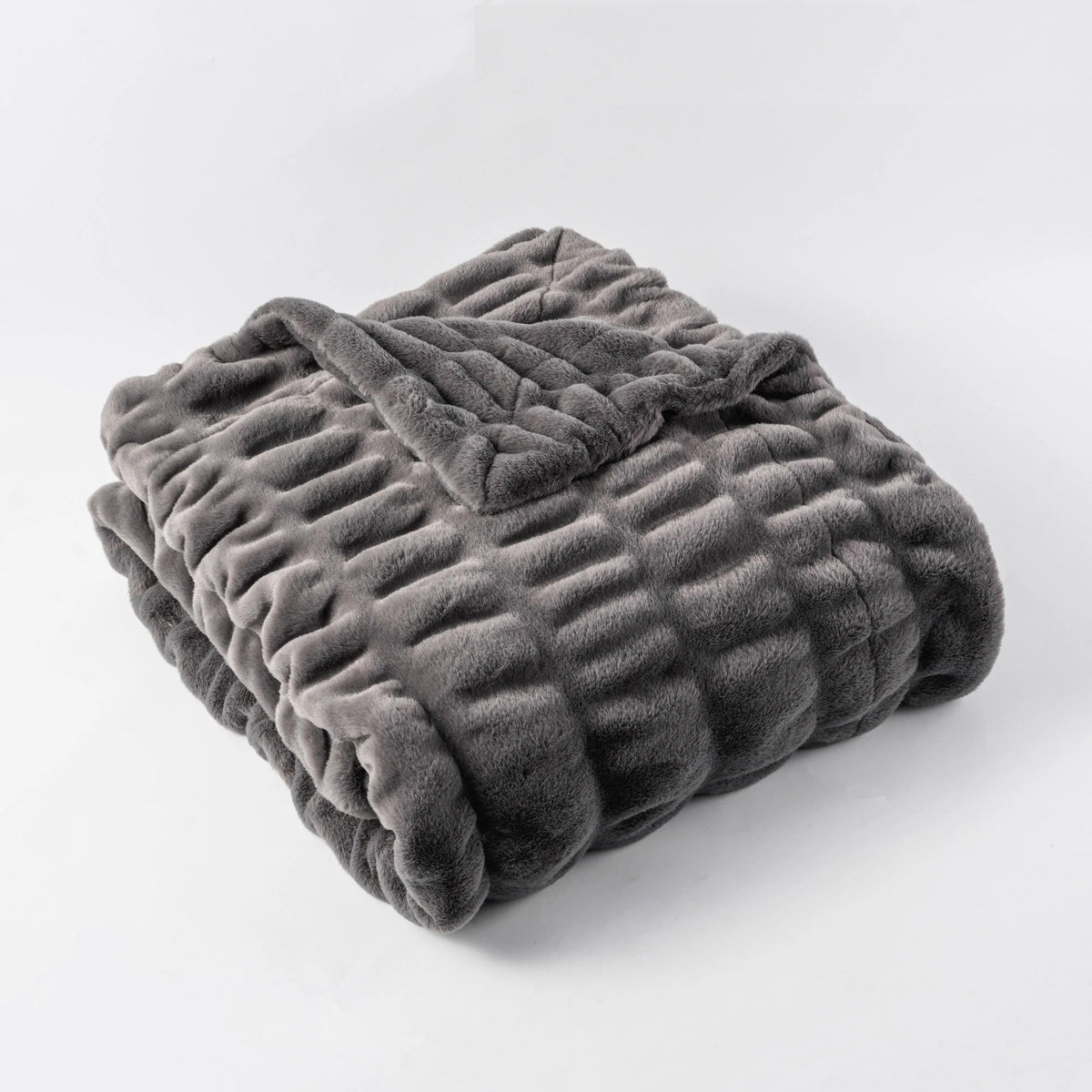Faux Fur Throw Blanket – Double-Sided Soft Rabbit-Style Fur with Ruched Finish