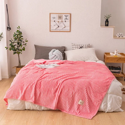 Flannel Throw Blanket for Warmth and Cosy Comfort