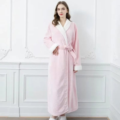 Fleece Bathrobe with Velvet-Soft Microfibre Texture and Contrast Trim