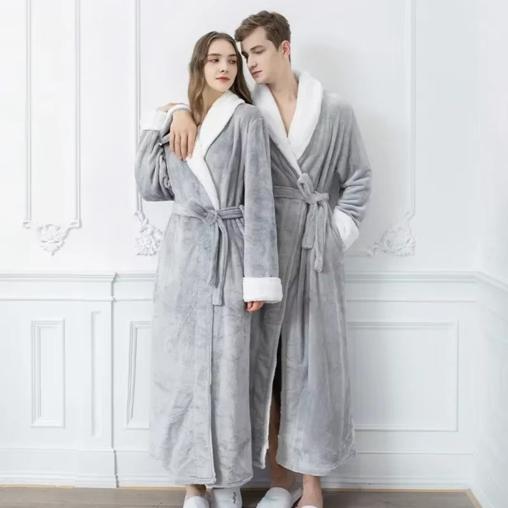 Fleece Bathrobe with Velvet-Soft Microfibre Texture and Contrast Trim