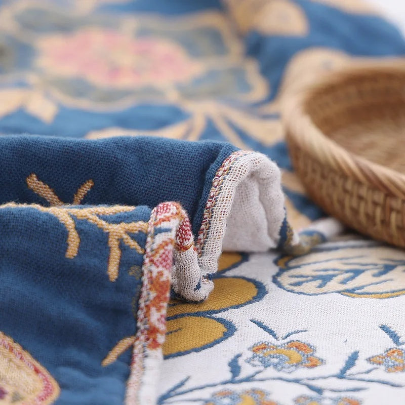 Floral Jacquard Cotton Throw – Reversible Blanket with Decorative Fringed Edges