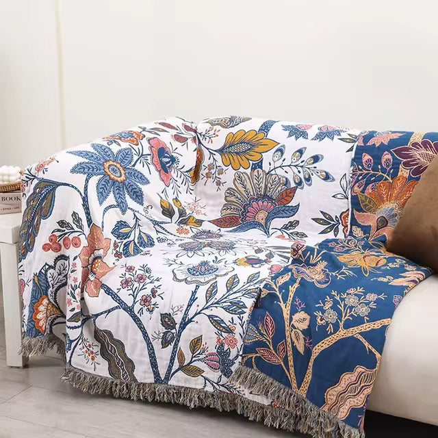 Floral Jacquard Cotton Throw – Reversible Blanket with Decorative Fringed Edges