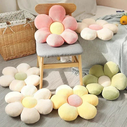 Flower-Shaped Polyester Cushion for Stylish Home Decor