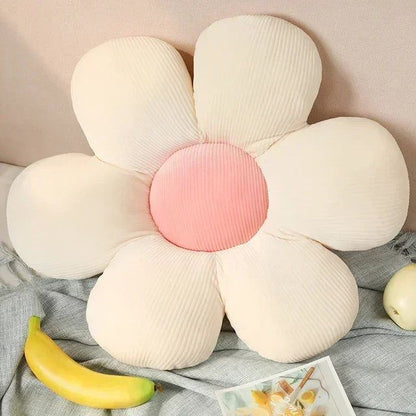Flower-Shaped Polyester Cushion for Stylish Home Decor