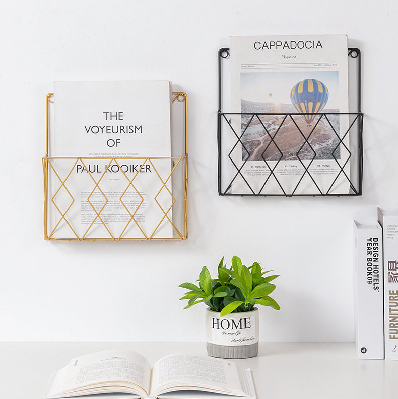 Geometric Metal Wire Magazine Rack for Wall Storage