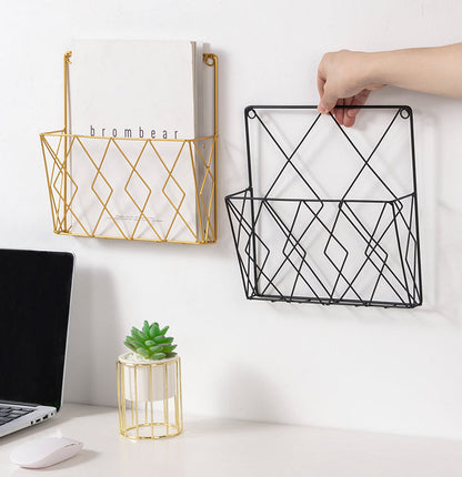 Geometric Metal Wire Magazine Rack for Wall Storage