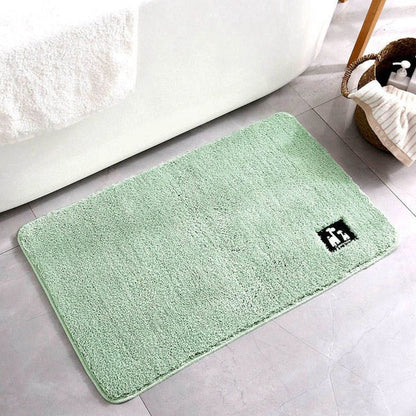 Giraffe Bath Mat with Non-Slip Backing and Absorbent Microfibre