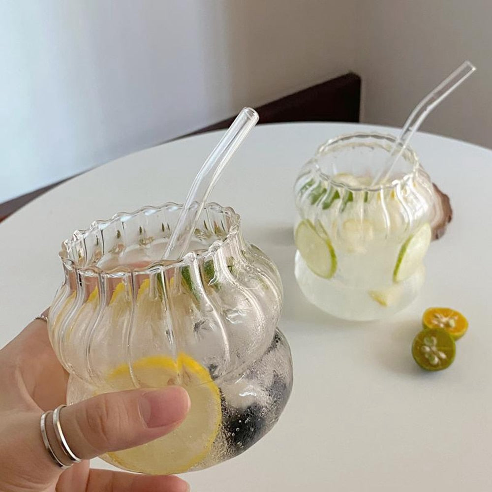 Hand-Blown Borosilicate Glass Set with Bubble Pattern for Hot and Cold Drinks