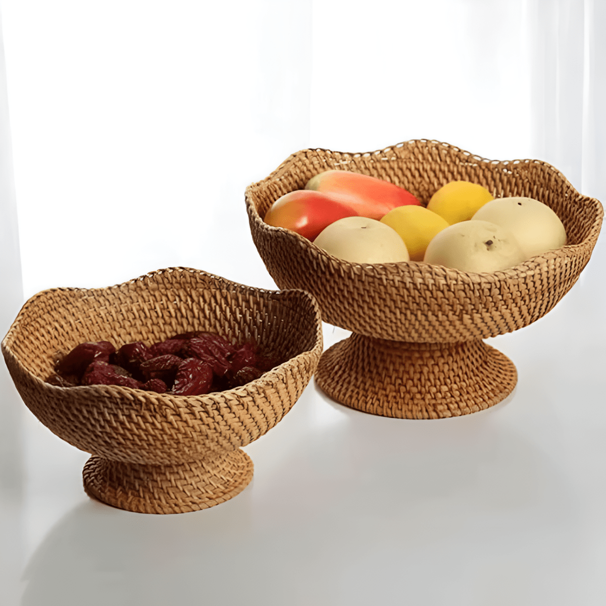 Handwoven Rattan Fruit Basket – Natural Decorative Storage for the Home