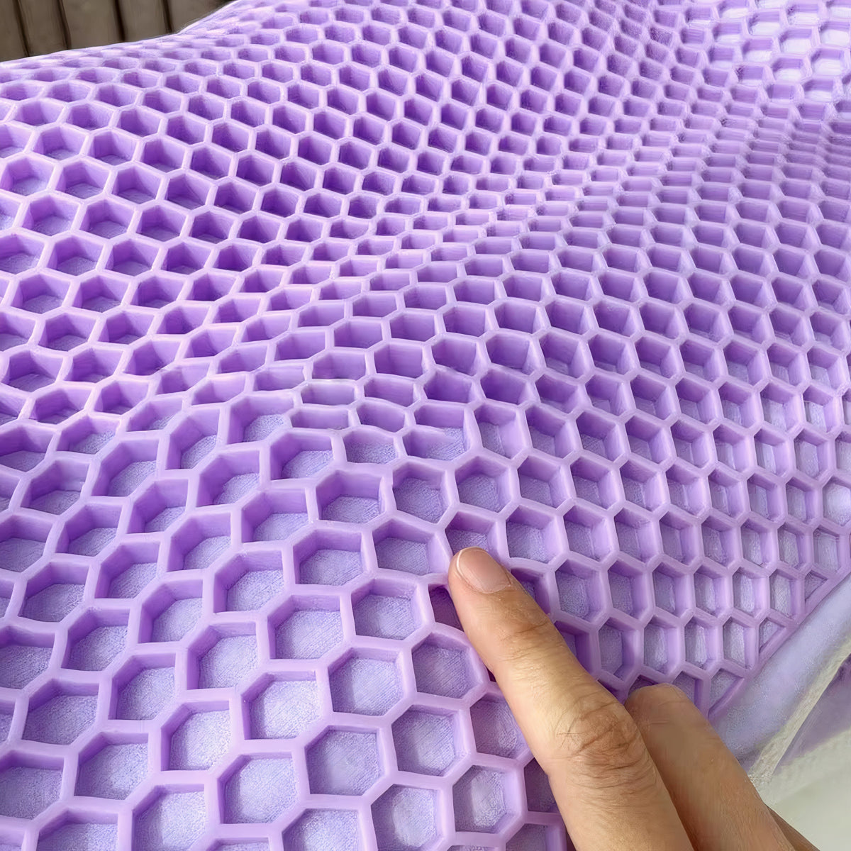 Hybrid Honeycomb Gel Pillow with Ergonomic Neck and Shoulder Support