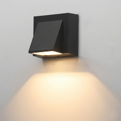 IP65 Outdoor Wall Sconce with Integrated 5W LED