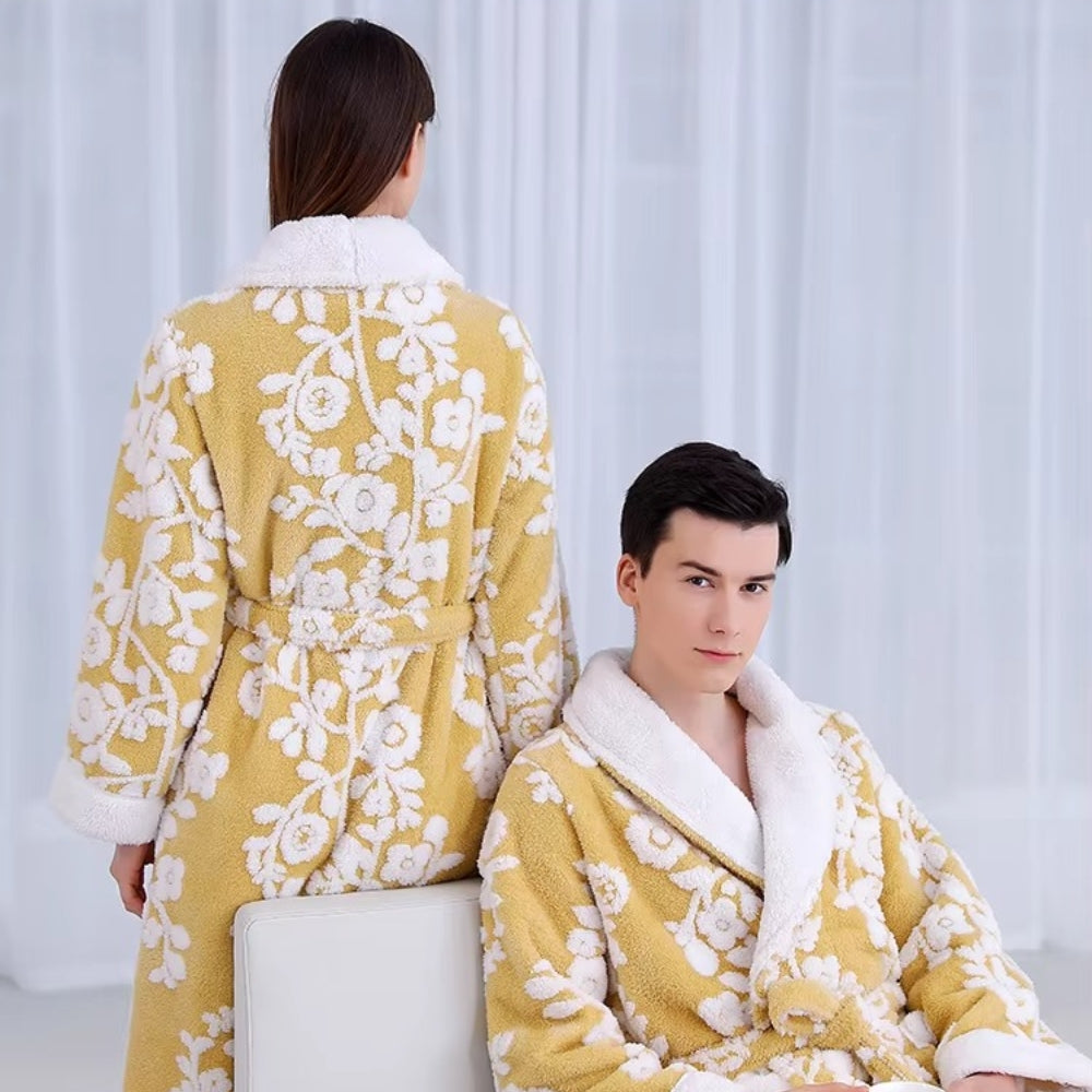Jacquard Double-Layer Bathrobe with Coral Fleece Interior and Full-Length Sleeves
