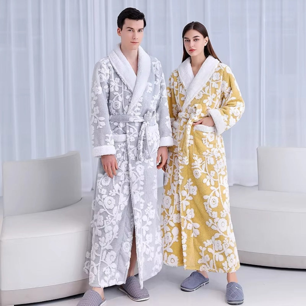 Jacquard Double-Layer Bathrobe with Coral Fleece Interior and Full-Length Sleeves