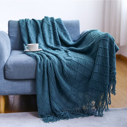 Knitted Cotton Blend Throw Blanket for Warmth and Comfort