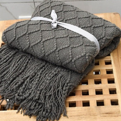Knitted Cotton Blend Throw Blanket for Warmth and Comfort