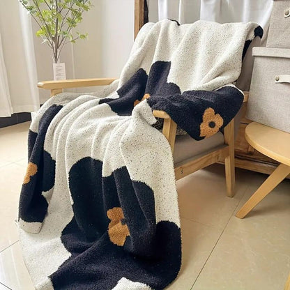 Knitted Floral Throw Blanket for Soft Warmth and Decorative Style