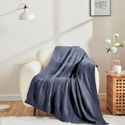 Knitted Throw Blanket with Soft Breathable Texture and Ribbed Edges