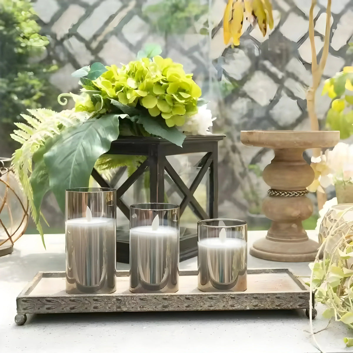 LED Candle Lamp with Warm White Flickering Light and Glass Housing