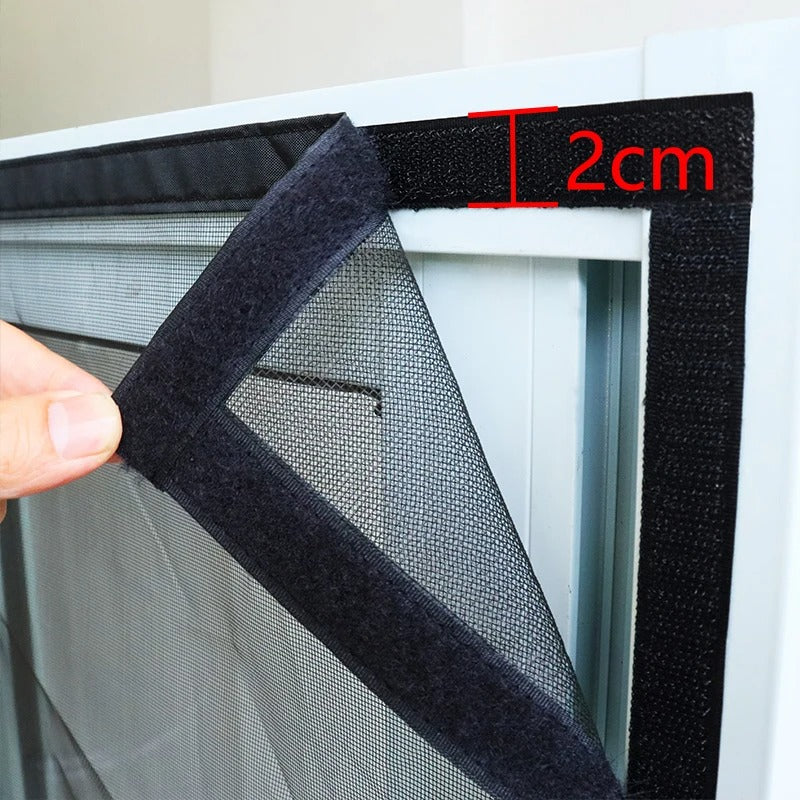 Magnetic Hinged Door Screen with Automatic Closing for Insect Protection