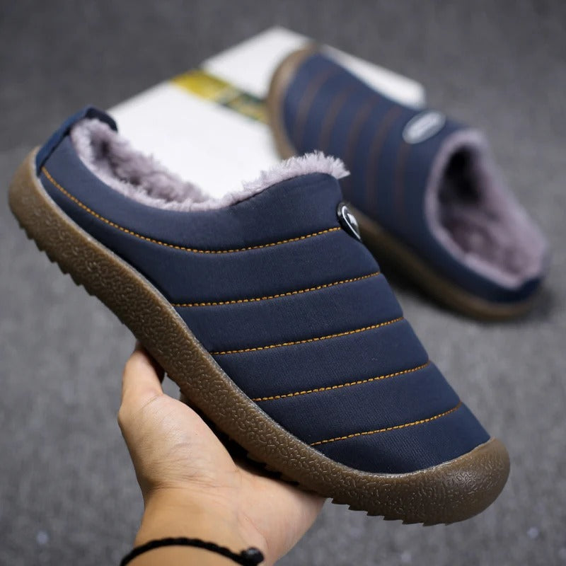Men's Winter Slippers with Warm Lining, Slip-On Design and Non-Slip Outsole
