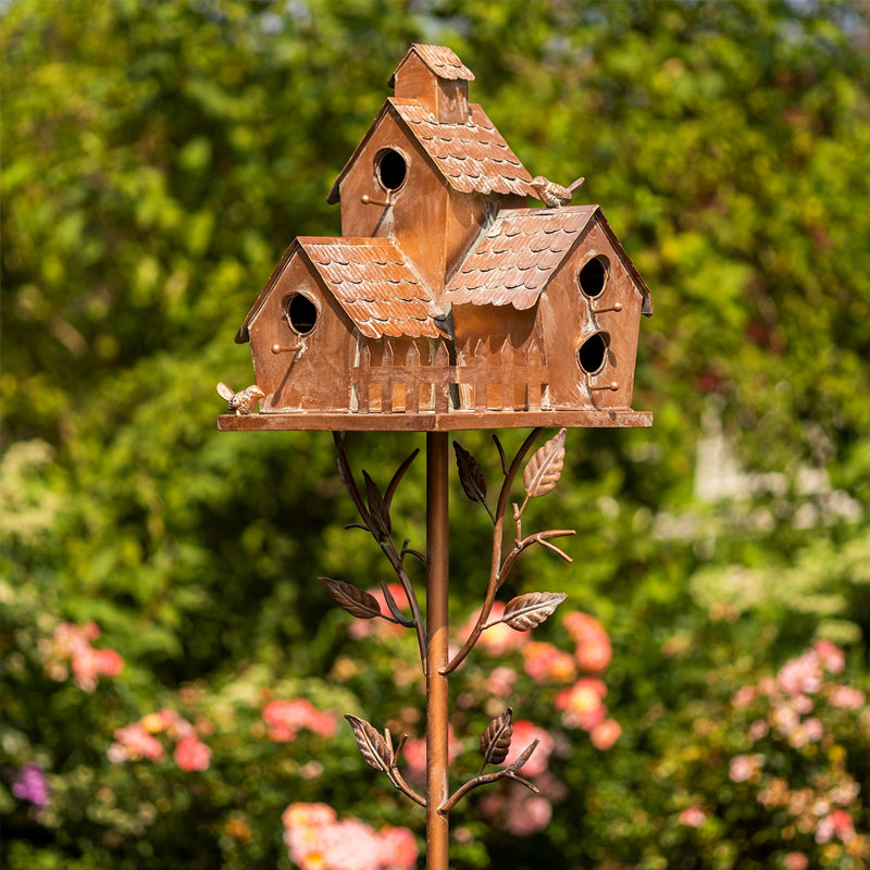 Metal Decorative Birdhouse Garden Stakes with Rustic Outdoor Design