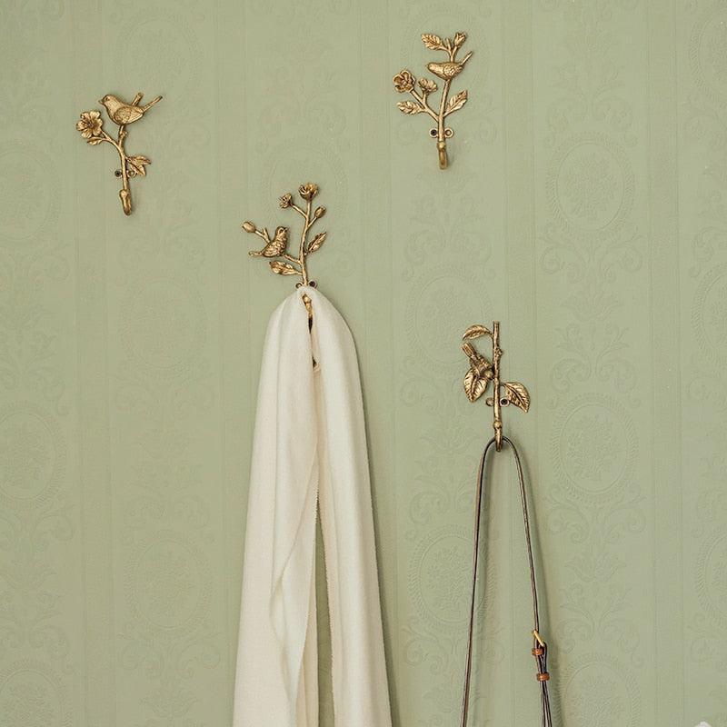 Metal Wall Hook with Curved Finish and Bird Design
