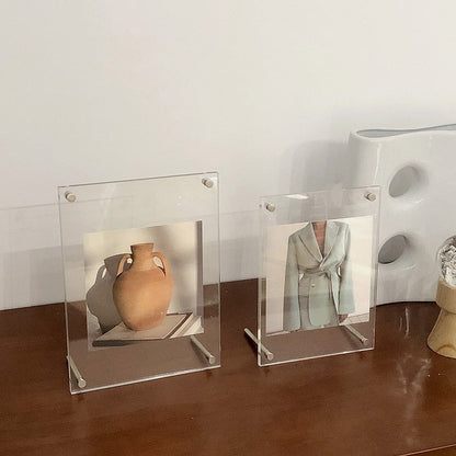 Minimalist Acrylic Photo Frame with Floating Display Effect