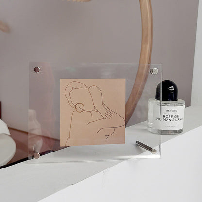 Minimalist Acrylic Photo Frame with Floating Display Effect